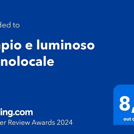 דירות פרוג'ה Ampio E Luminoso Monolocale מראה חיצוני תמונה